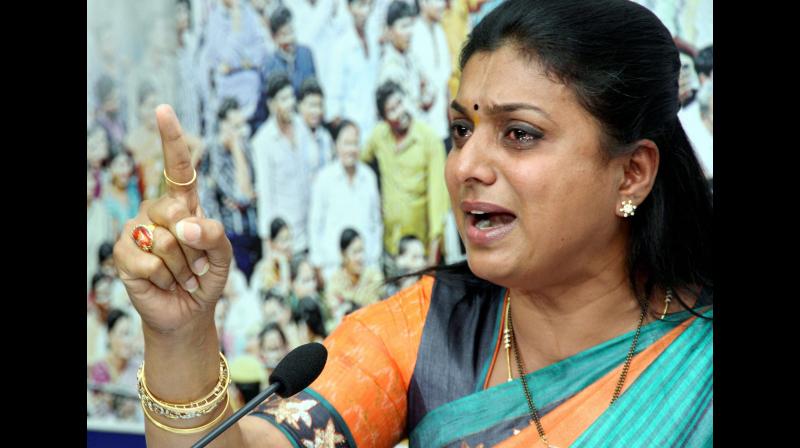 800px x 448px - MLA Roja turns emotional before legislative privileges committee - Newzz -  Todays news headlines from India & the World